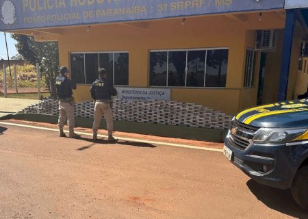 PRF apreende 431 Kg de cocaína em Paranaíba.