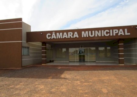 CÂMARA MUNICIPAL ENTRA EM RECESSO POR 15 DIAS.
