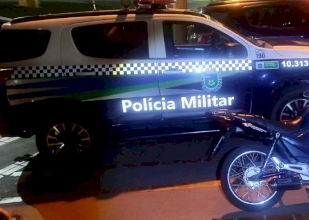 Polícia Militar conduz jovem para a delegacia por direção perigosa em Nova Andradina
