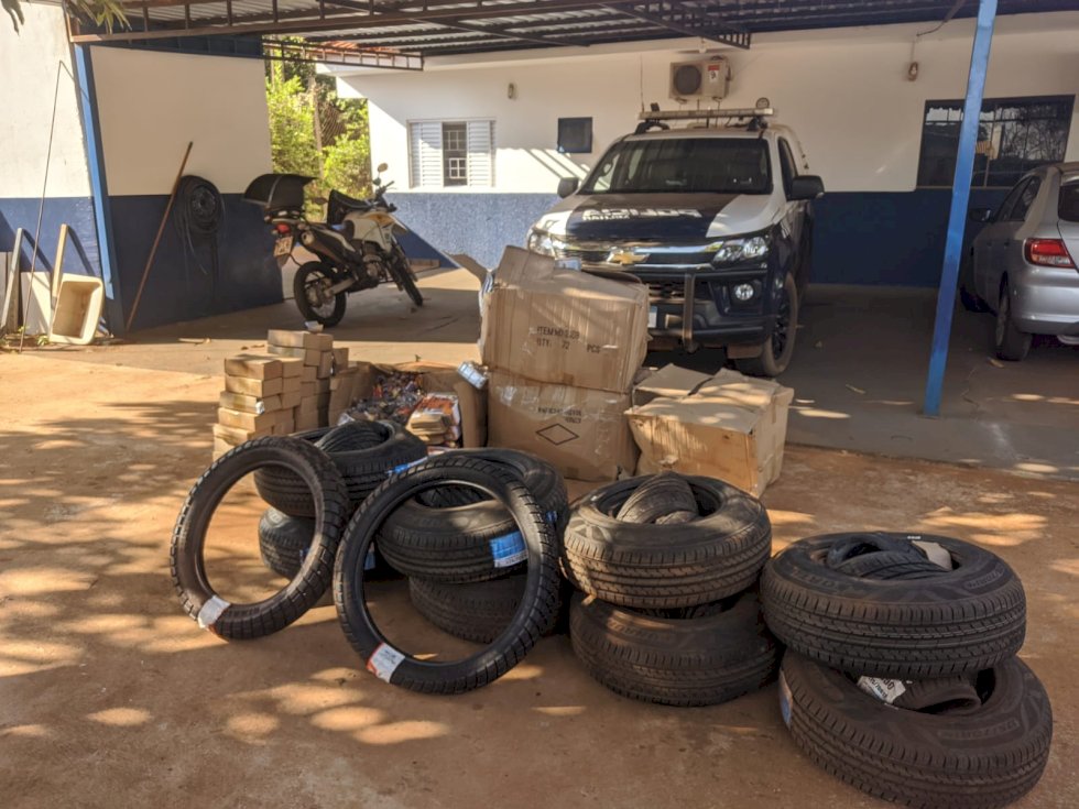 Angélica  - Polícia Militar apreende mercadorias de contrabando e descaminho avaliadas em 80 mil reais.