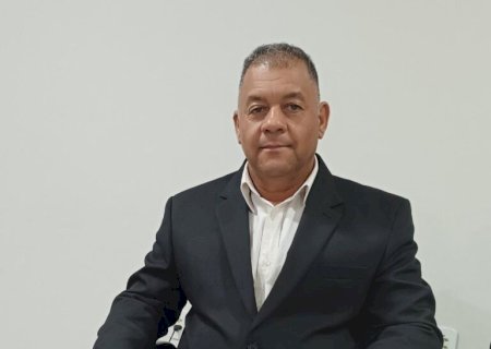 VEREADOR ZÉ PICARETA PEDIU A DOAÇÃO DE UM TERRENO PARA EMPRESA DE COMPRA E VENDA DE URUCUM