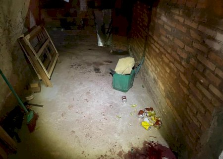 Idoso é esfaqueado por amigo durante bebedeira em Brasilândia