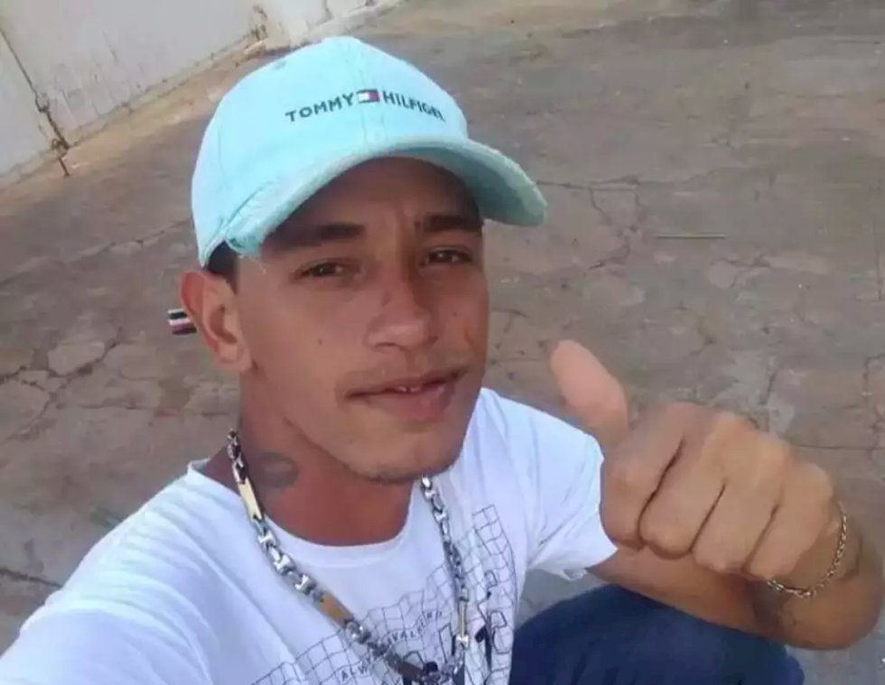 Jovem de Nova Andradina morre em Sidrôlandia após se baleado.