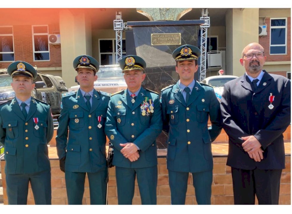 Em Solenidade dos 188 anos da PMMS, policiais militares e profissional do Vale do Ivinhema são agraciados com a Medalha Insígnia do Mérito