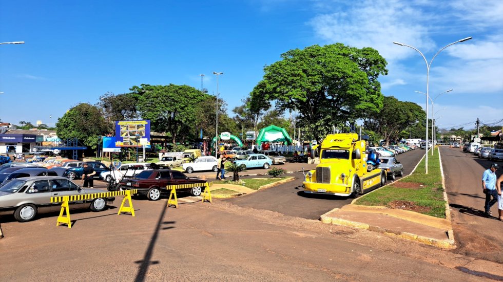 19º Encontro de Fuscas e Veículos Antigos de Ivinhema esta sendo realizado dias 02 e 03 de setembro.