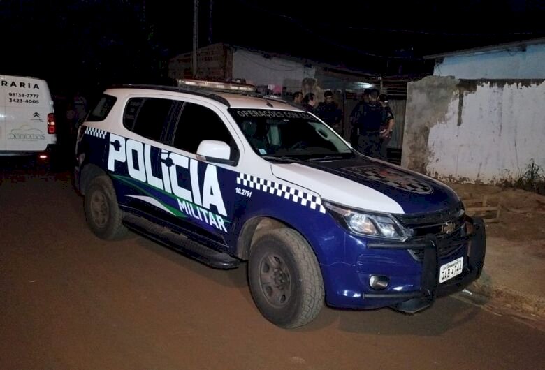 Mulher é encontrada morta, ex é o principal suspeito.