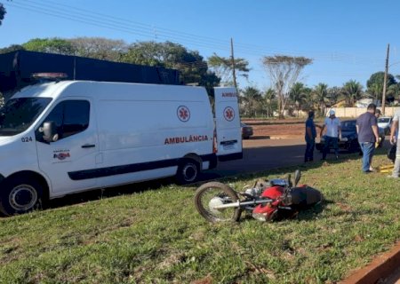 Angélica - Acidente de transito entre carro e moto, deixa dois feridos.