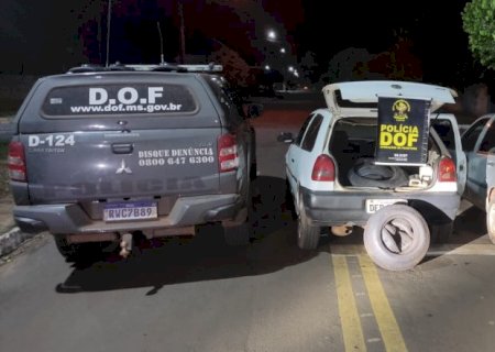 Dois veículos carregados com pneus ilegais são apreendidos pelo DOF