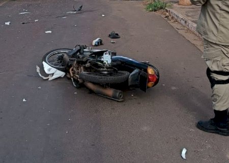Motociclista morre em acidente com caminhonete