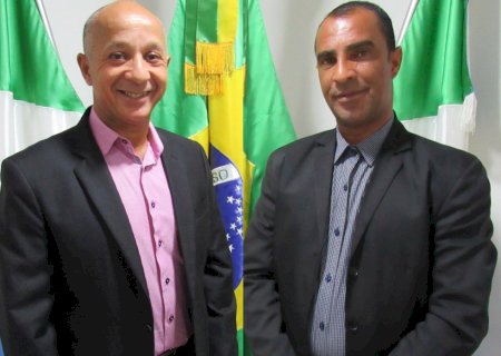 VEREADORES GERSON E JAIR SUGEREM LIMPEZA DE TERRENO DOADO À EMPRESA PARA CONSTRUÇÃO DE CENTRO EDUCACIONAL