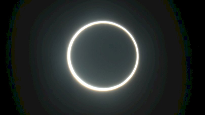 Eclipse solar anular será visível em todo o Brasil neste sábado; veja o horário do fenômeno nas capitais
