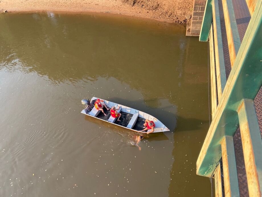 Corpo de adolescente de 15 anos que tentou atravessar o Rio é encontrado.