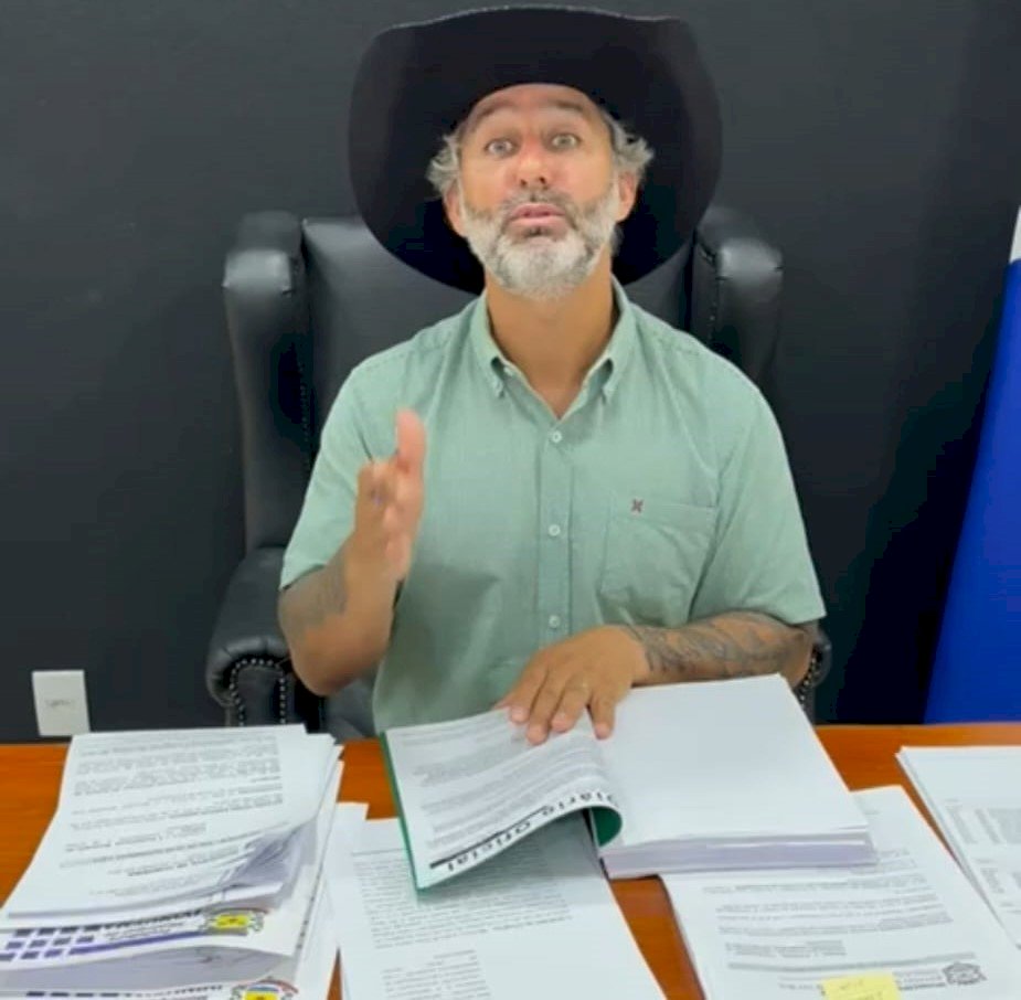 Prefeito de Ivinhema cobra participação de empresas locais em licitações.