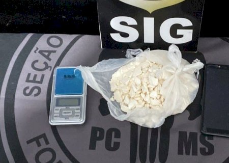 Em Nova Andradina, mulher é presa com cocaína avaliada em R$ 12 mil