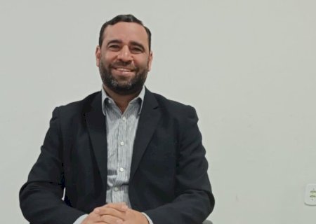 VEREADOR ALESSANDRO APRESENTA MOÇÃO DE CONGRATULAÇÃO PARA ROTARY CLUB DE IVINHEMA