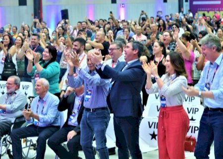 No Dia Nacional da Micro e Pequena Empresa, governador e primeira-dama participam de evento do Sebrae MS