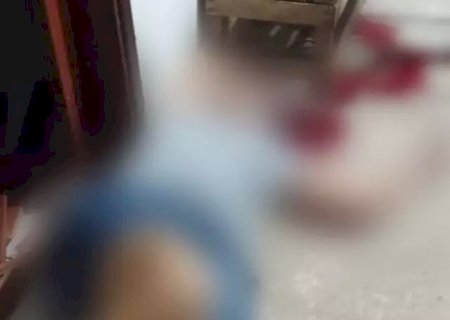 Após matar esposa a tiros, homem liga para o filho e confessa crime