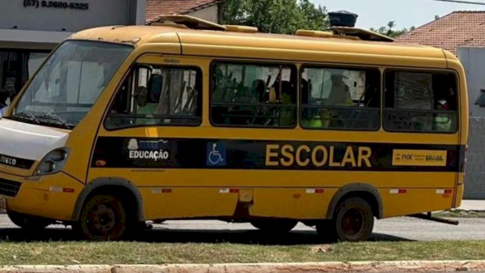 Menina de 5 anos morre depois de ser atropelada por ônibus escolar em MS