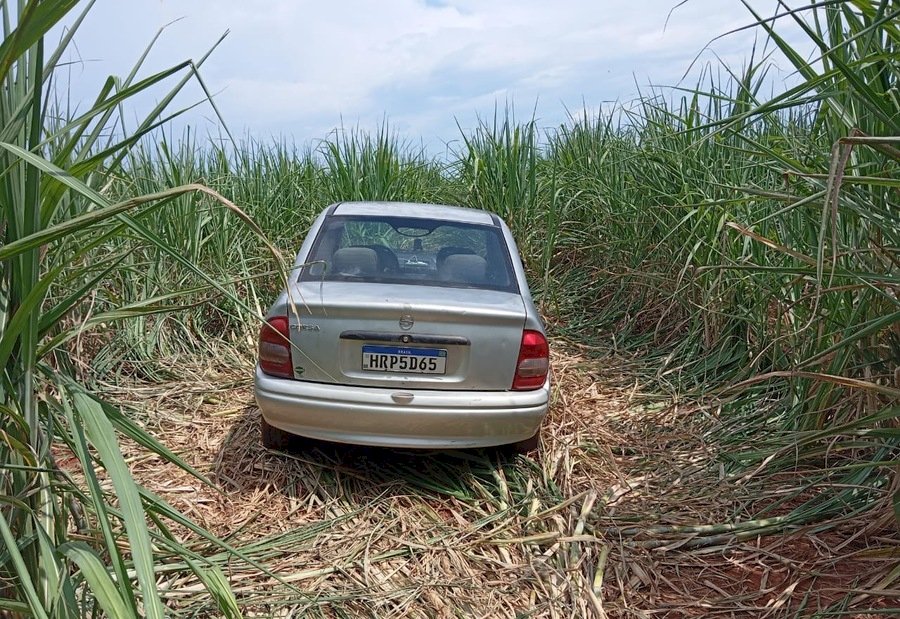 Mulher é encontrada morta dentro de carro na MS-473, nas proximidades do lixão de Nova Andradina