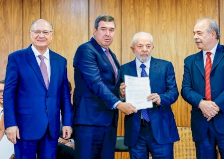 Governador de MS recebe do presidente da República aprovação para financiamento do BNDES