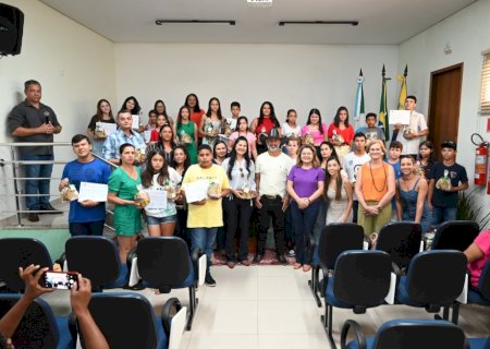 Município de Ivinhema realizou formatura dos tele centros