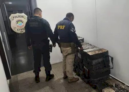 Reincidente, homem é preso com 649 quilos de cocaína em fundo falso de caminhão