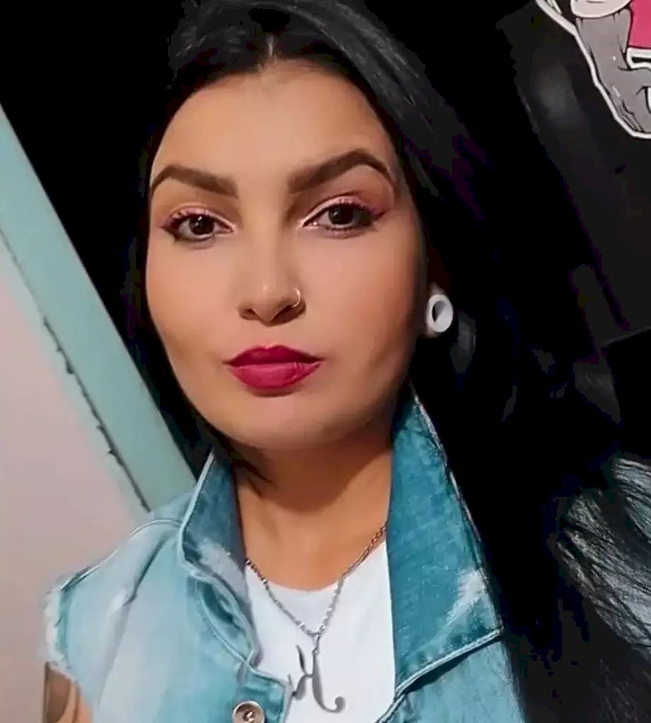 Jovem bate moto em guard-rail, despenca em barranco e morre