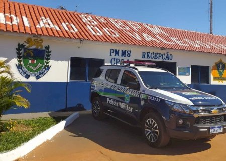 Durante abordagem, Polícia Militar prende mulher que era procurada pela justiça em Nova Andradina