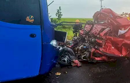 Colisão entre ônibus e carro mata quatro pessoas entre Bataguassu e Santa Rita do Pardo