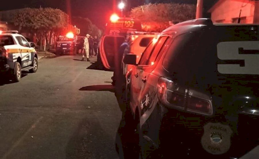 Homem é agredido e golpeado com faca por dupla em Nova Andradina