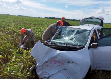 Dourados - Motorista perde controle da direção, roda na pista,  capota veiculo na MS-276 entre Indápolis e Lagoa Bonita