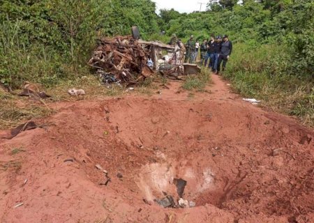 Três pessoas morrem após caminhonete carregada com droga 'explodir' no Paraguai