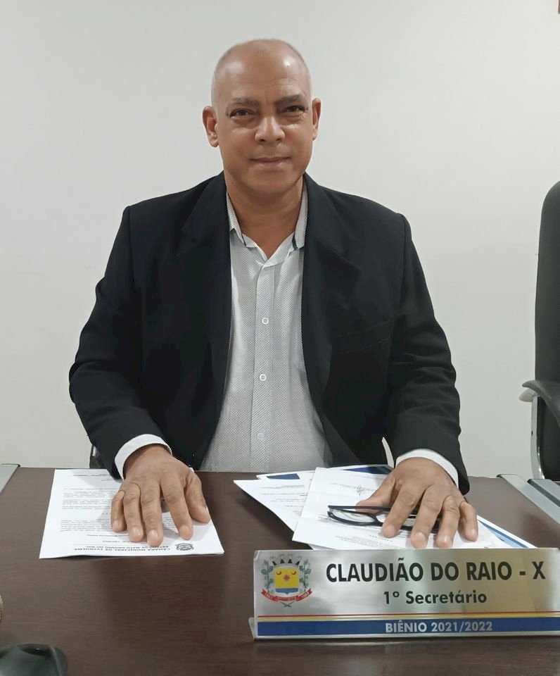 Claudião do Raio-X quer a construção de uma Capela Municipal no cemitério de Amandina