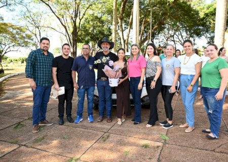 Prefeitura municipal através da secretaria de Assistência Social adquiri mais um veículo 0 Km