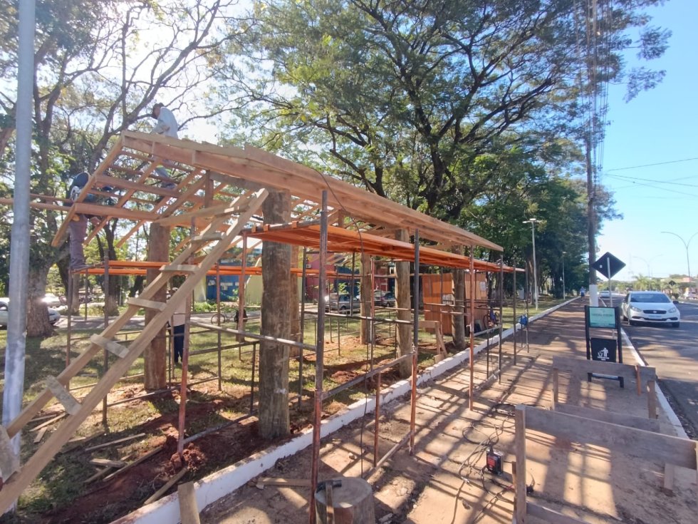 Prefeitura Municipal de Ivinhema está construindo ponto de