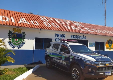 Polícia Militar prende foragida da justiça em Nova Andradina