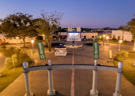 Público agradece pelas exibições do “Cine Sustentável Sicredi” em Jateí