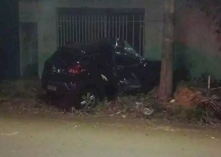 Mulher foi sufocada antes de fugir e morrer em acidente, diz delegada