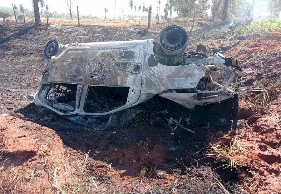Mulher que seguia para frigorífico de Nova Andradina a trabalho morre após veículo capotar e pegar fogo no interior paulista