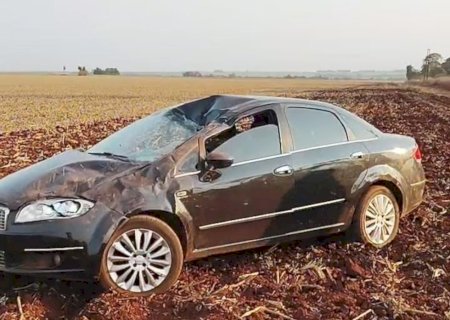 Criança de 5 anos morre após capotamento de veículo