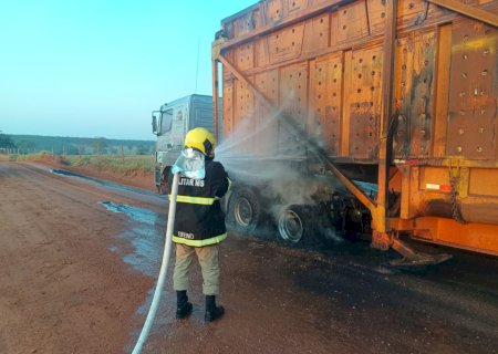 Ivinhema - Carreta tem princípio de incêndio devido aquecimento das lonas de freio