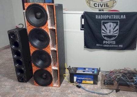 Polícia Militar prende três homens por Perturbação do Trabalho ou do Sossego Alheio em Nova Andradina