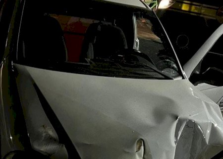 Ivinhema - Colisão em poste deixa jovem com ferimentos leves