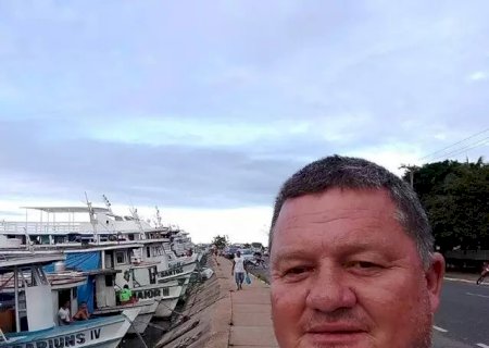 Caminhonete perde controle, capota e passageiro morre na MS-040