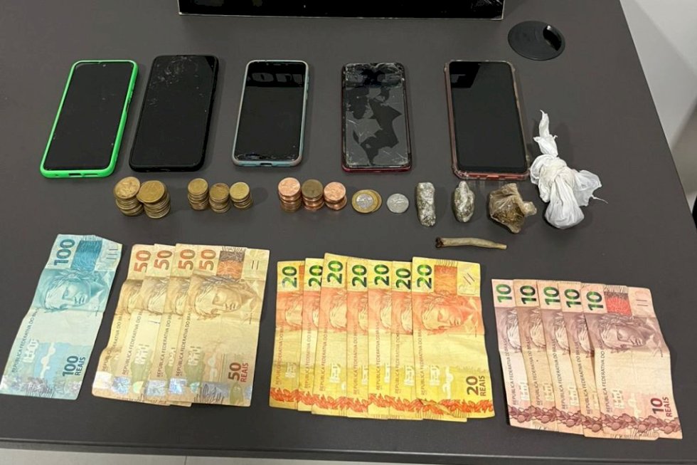 Polícia Civil desarticula ponto de tráfico de drogas