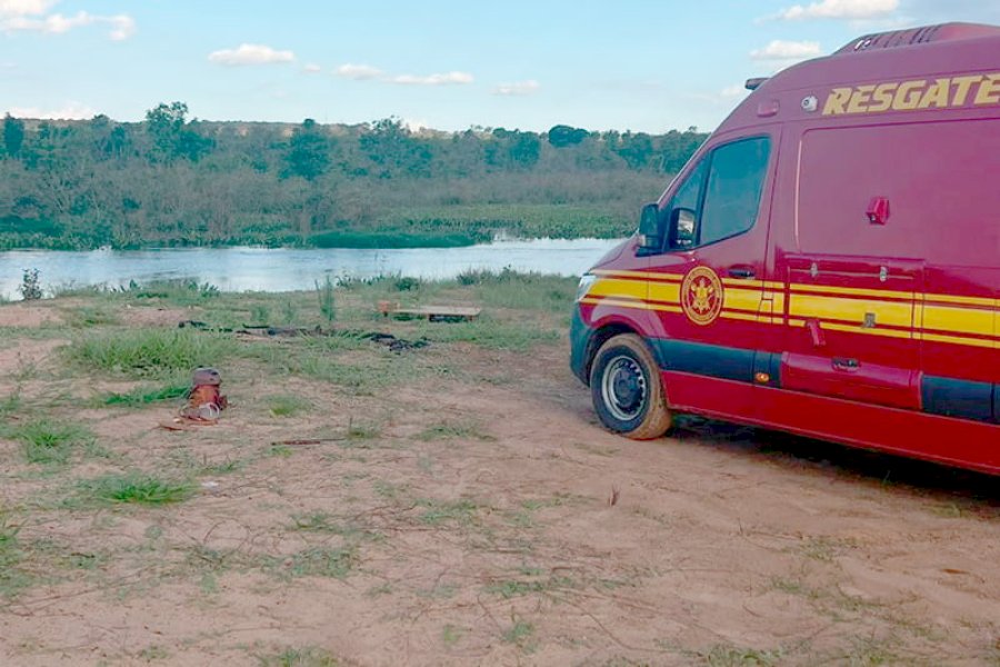 Mergulhadores encontram o corpo de menino de 9 anos que se afogou no rio Aporé