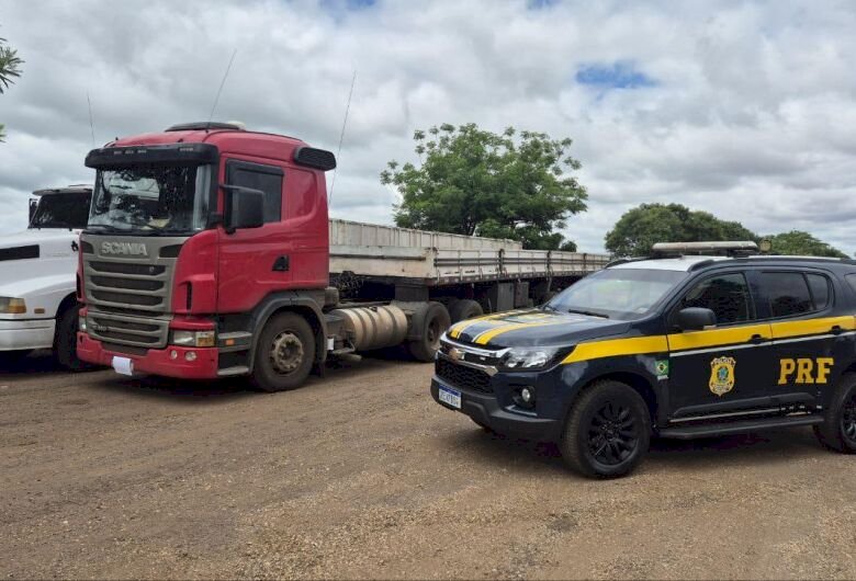 Ivinhema - Arrastadores são presos tentando levar carretas roubadas em SP até a fronteira
