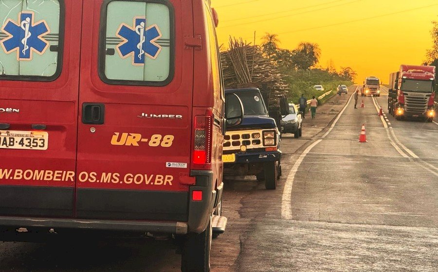 Morador em Ivinhema morre prensado ao trocar pneu de caminhonete no anel viário de Nova Andradina