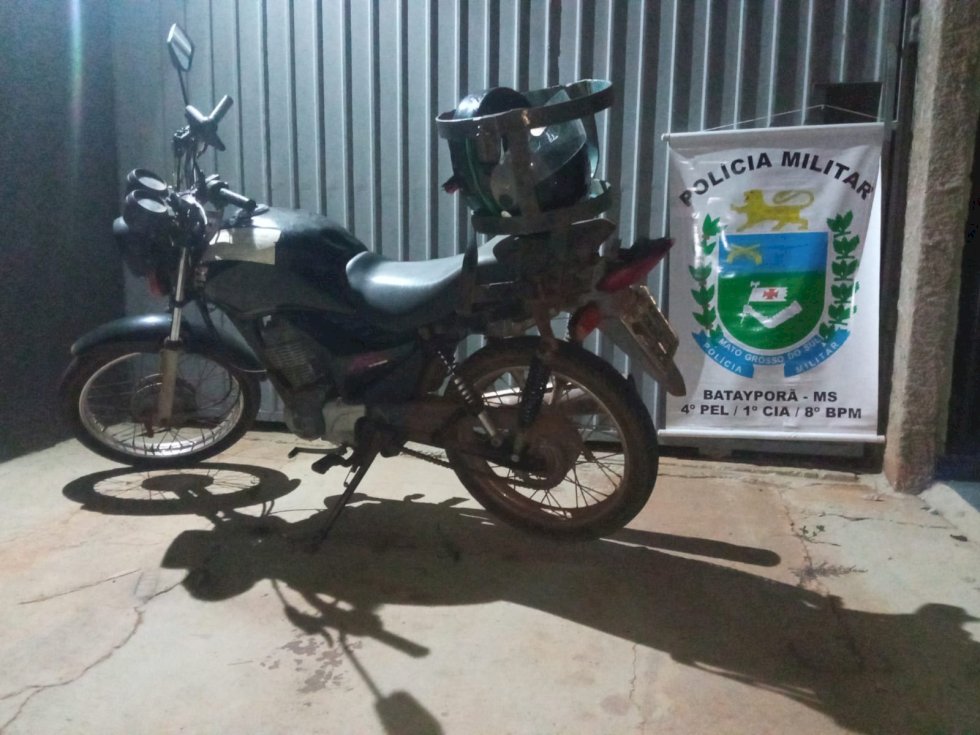 Polícia Militar em ação rápida recupera moto furtada em Batayporã