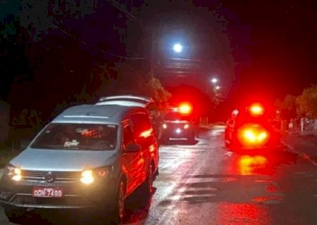 Homem é agredido e morto após atacar esposa com pauladas